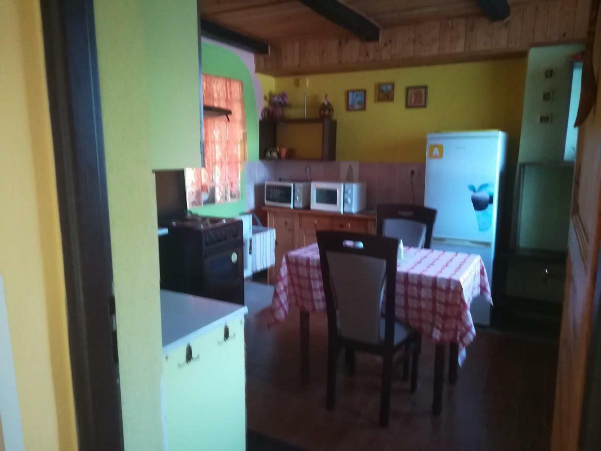 Apartament Private Svetluska Pobezovice Zewnętrze zdjęcie